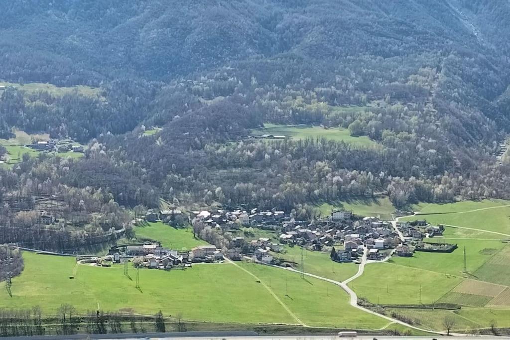 Appartamento Di Montagna Lo Grop Chambave Buitenkant foto